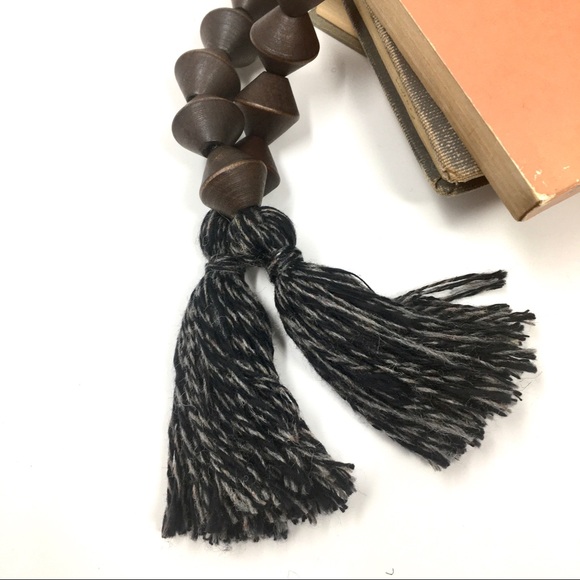 Handcrafted Diamond Shape Dark Wood Bead Tassel Farmhouse Bohemian Style Garland - Picture 5 of 16